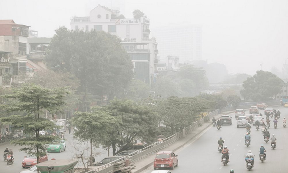 Sáng 12/11 ô nhiễm không khí Hà Nội lên đến mức nguy hại